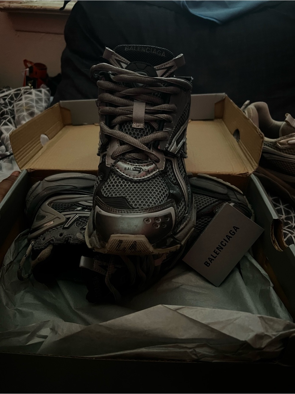 Men's Performance Running Shoes - Black/Grey size 8 - Picture 3 of 9